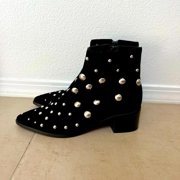 Kenneth Cole Marston Boots - Picture 3 of 5